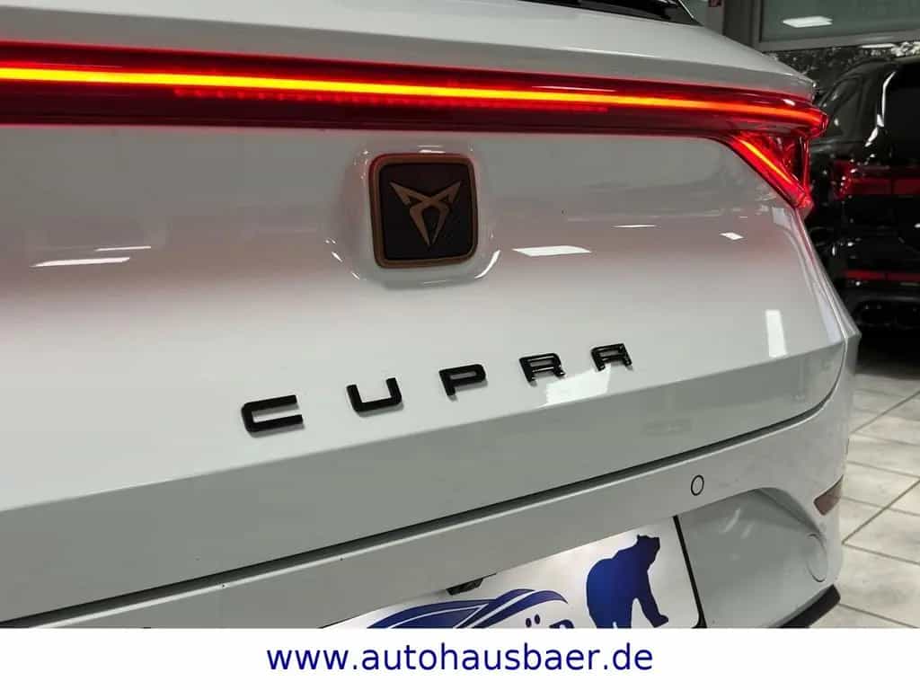 Cupra Leon Sportstourer PANO*KAM*ACC*LED*LANE*1.HAND* 07/2023-photo-11
