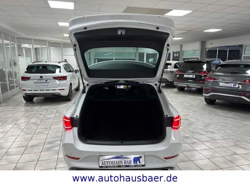 Cupra Leon Sportstourer PANO*KAM*ACC*LED*LANE*1.HAND* 07/2023-photo-22