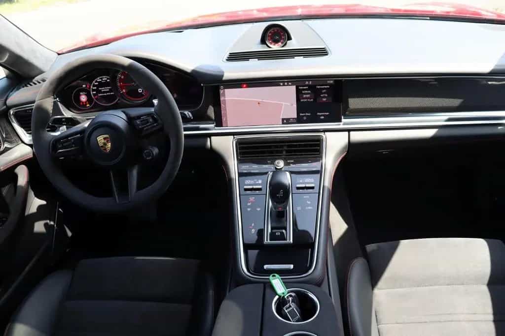 Porsche Panamera GTS Sport Turismo +SPORT-DESIGN+STANDHE 06/2021-photo-12