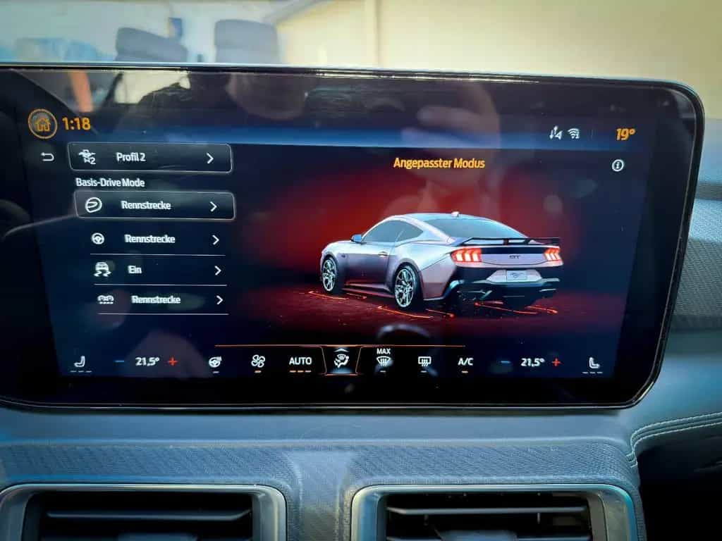 Ford Mustang 5.0 GT PREMIUM*LED*BREMBO*CARPLAY*2024 10/2023-photo-39