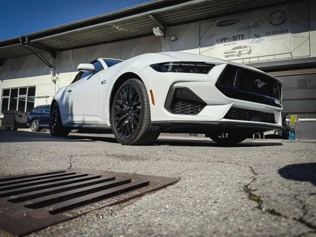 Ford Mustang 5.0 GT PREMIUM*LED*BREMBO*CARPLAY*2024 10/2023-photo-9