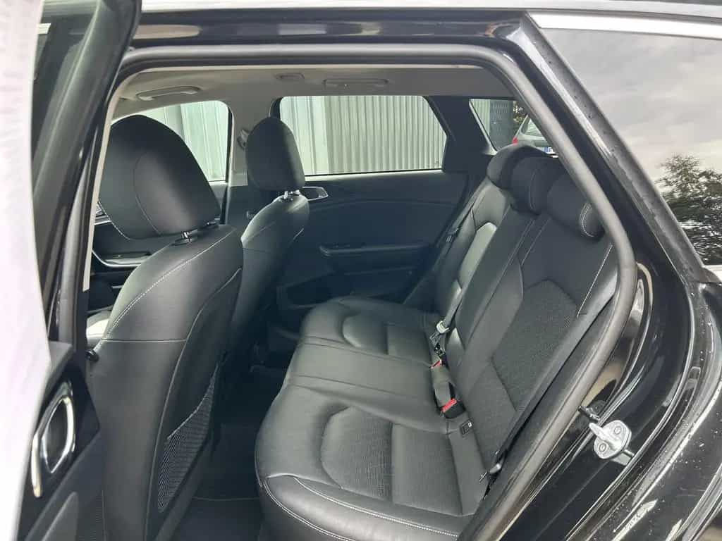 Kia Ceed Sportswagon Platinum Edition + Automatik + 08/2019-photo-10