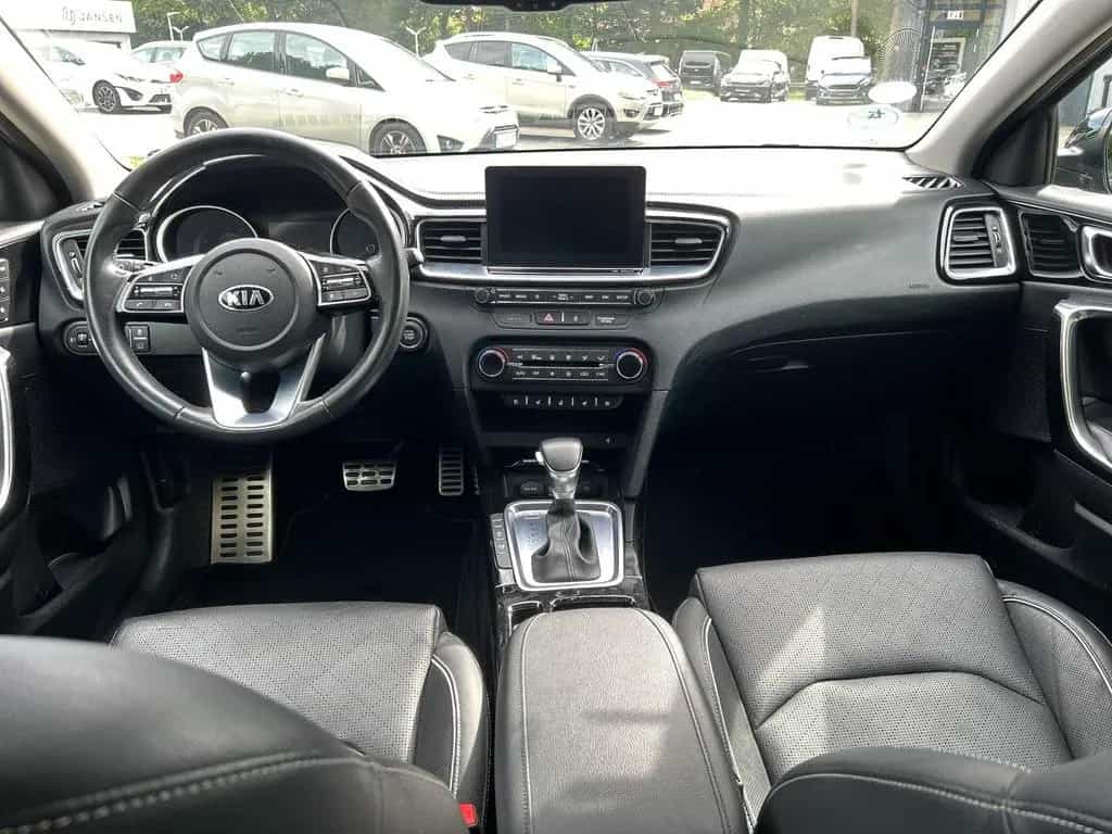 Kia Ceed Sportswagon Platinum Edition + Automatik + 08/2019-photo-13