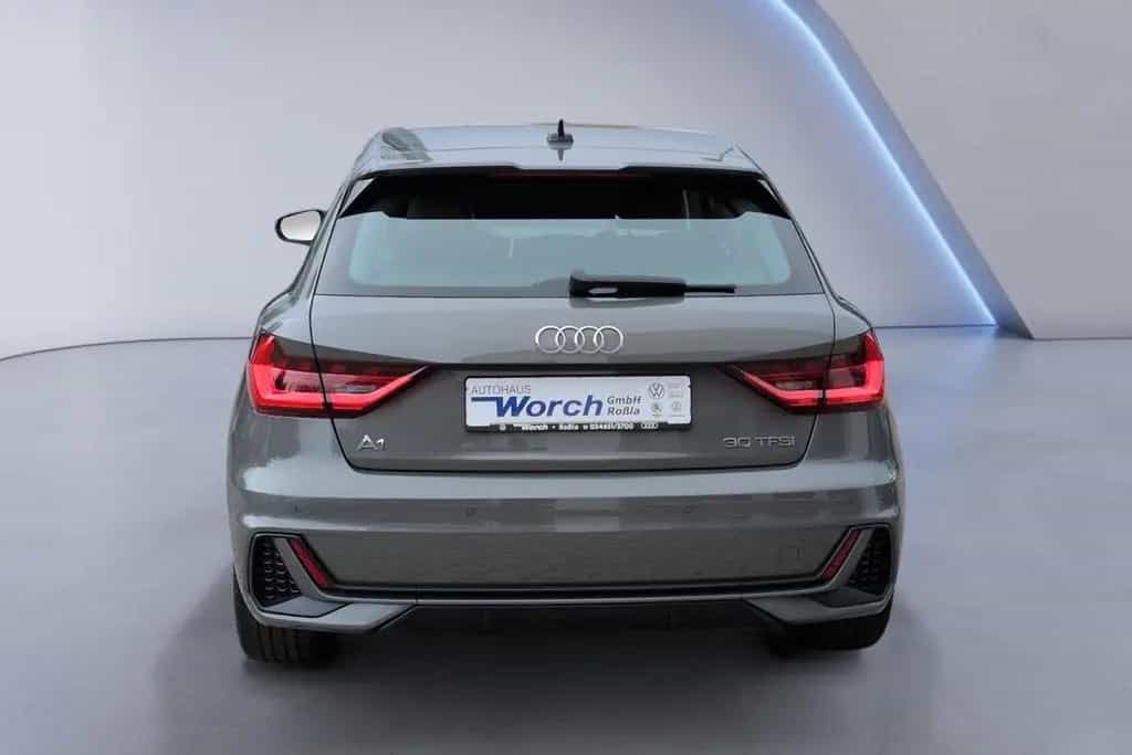 Audi A1 30 TFSI S Line LED+GRA+PDC+SHZ 04/2019-photo-3