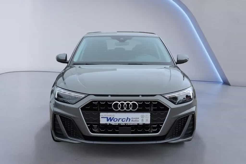 Audi A1 30 TFSI S Line LED+GRA+PDC+SHZ 04/2019-photo-7