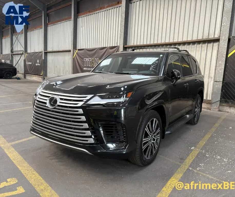 Lexus LX 700h 3.5L Luxury 4x4 - EXPORT null-photo-2