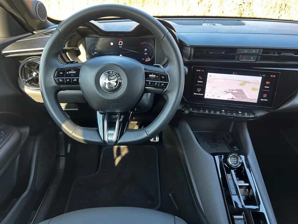 Alfa Romeo Junior Ibrida 1.2 VGT 48V-Hybrid Speciale null-photo-15