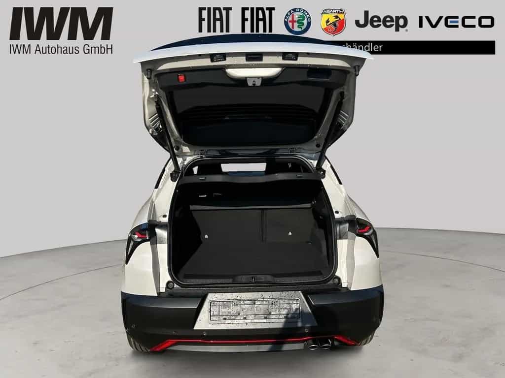 Alfa Romeo Junior Ibrida 1.2 VGT 48V-Hybrid Speciale null-photo-4