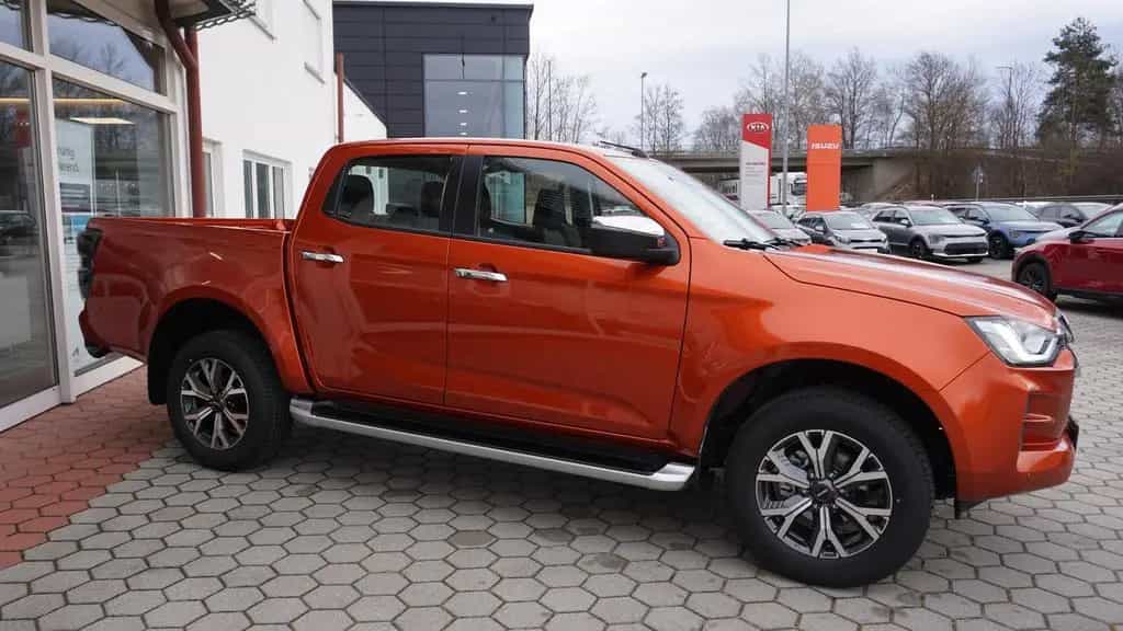 Isuzu D-Max 1.9D Double Cab 4WD LSE *LED*KAMERA*AKTION 03/2025-photo-3