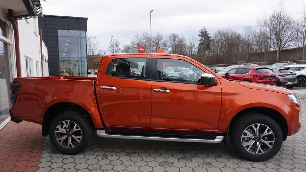 Isuzu D-Max 1.9D Double Cab 4WD LSE *LED*KAMERA*AKTION 03/2025-photo-4