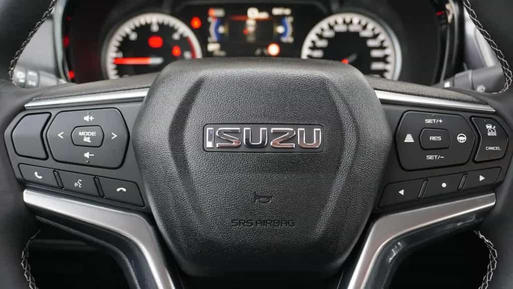 Isuzu D-Max 1.9D Double Cab 4WD LSE *LED*KAMERA*AKTION 03/2025-photo-6