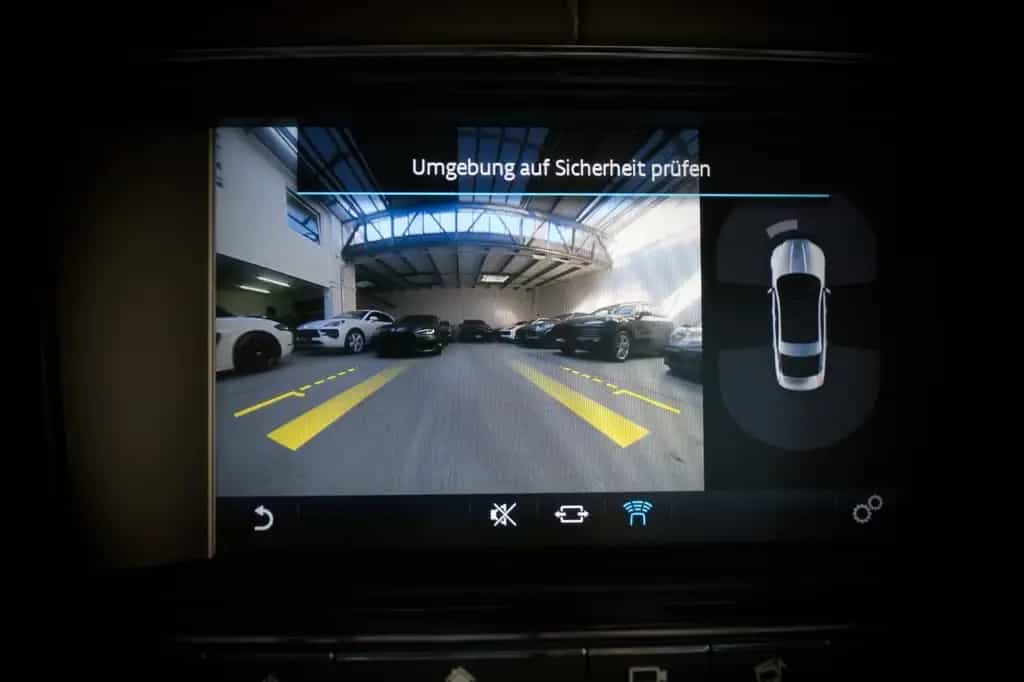 Jaguar XJ Premium Luxury Pano SoftClose Kamera 01/2016-photo-13