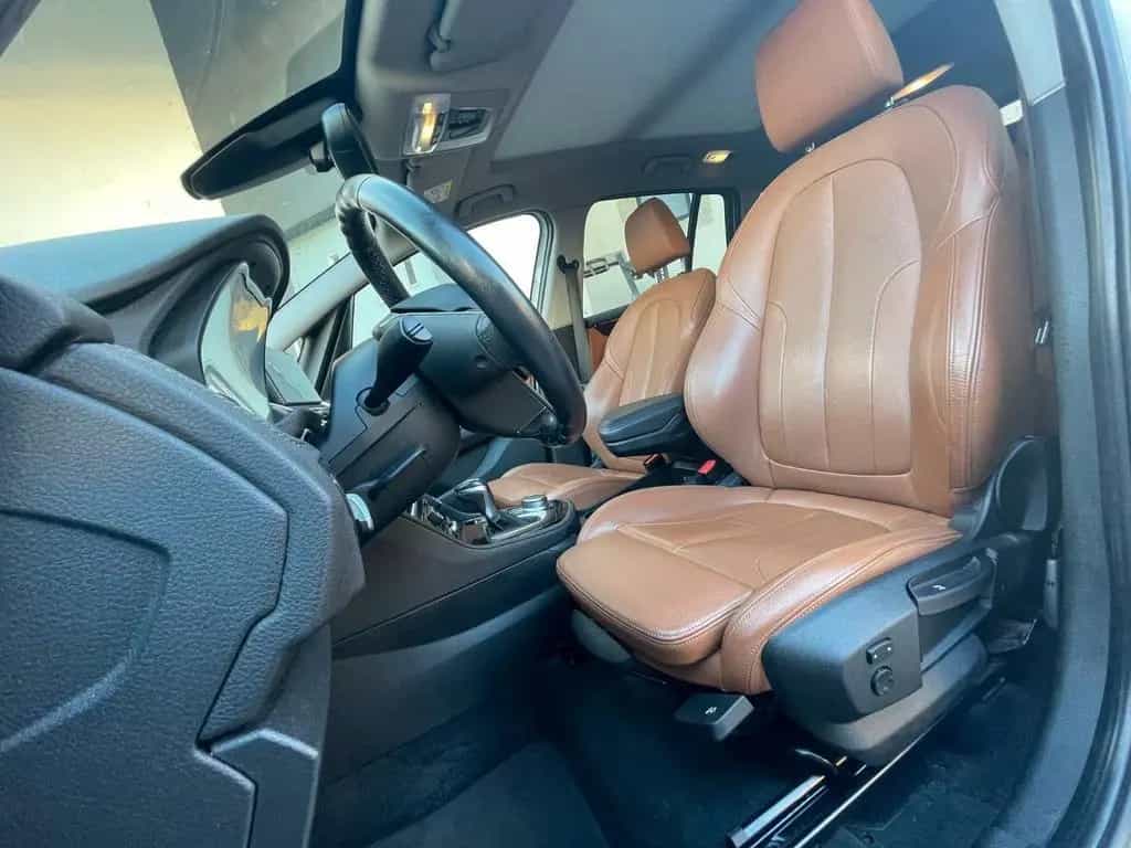 BMW 220 Gran Tourer LuxuryLine 2.HD|LED|PANO|KAMERA 05/2017-photo-12