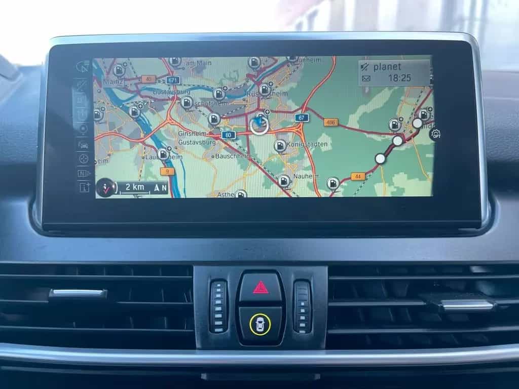 BMW 220 Gran Tourer LuxuryLine 2.HD|LED|PANO|KAMERA 05/2017-photo-19