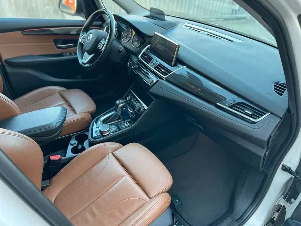 BMW 220 Gran Tourer LuxuryLine 2.HD|LED|PANO|KAMERA 05/2017-photo-22
