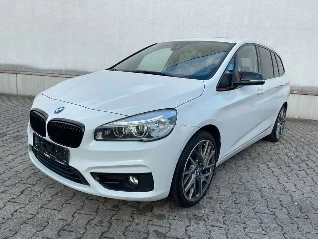 BMW 220 Gran Tourer LuxuryLine 2.HD|LED|PANO|KAMERA 05/2017-photo-9