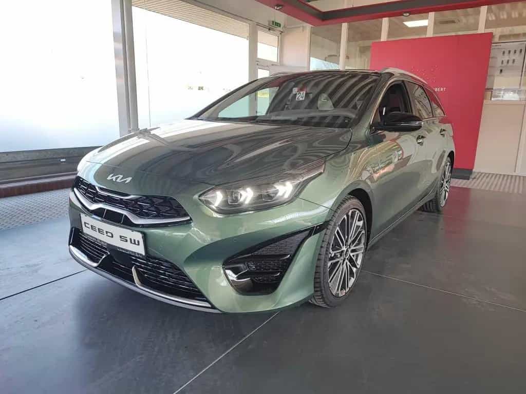 Kia Ceed SW 1.5T DCT7 GTL TEC LEDER GD 18Z 03/2025-photo-0