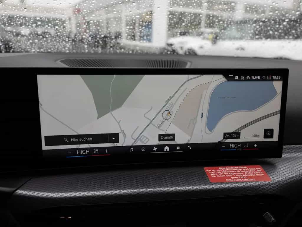 BMW 318 i Touring M-Sport FACEL. LED ACC NAVI KAMERA 12/2024-photo-14