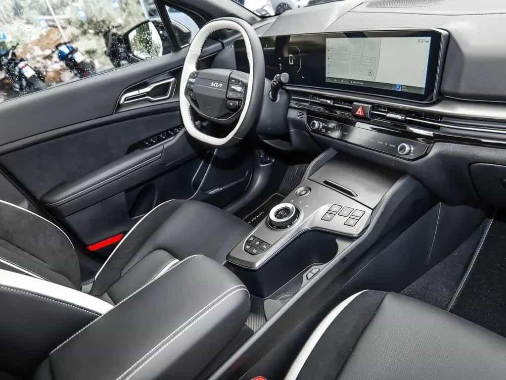 Kia Sportage GT-Line 1.6 AWD 180PS VOLLE AUSSTATTUNG 09/2025-photo-1