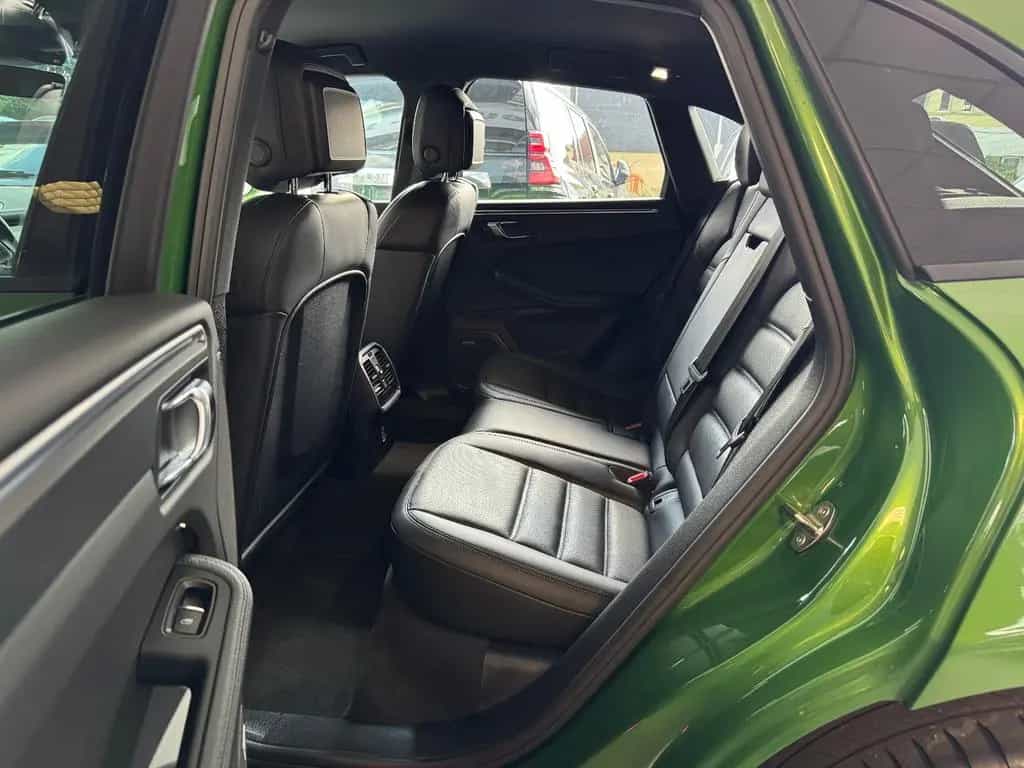 Porsche Macan Sport-Design-Paket 18-Wege Bose LED R20 01/2019-photo-11
