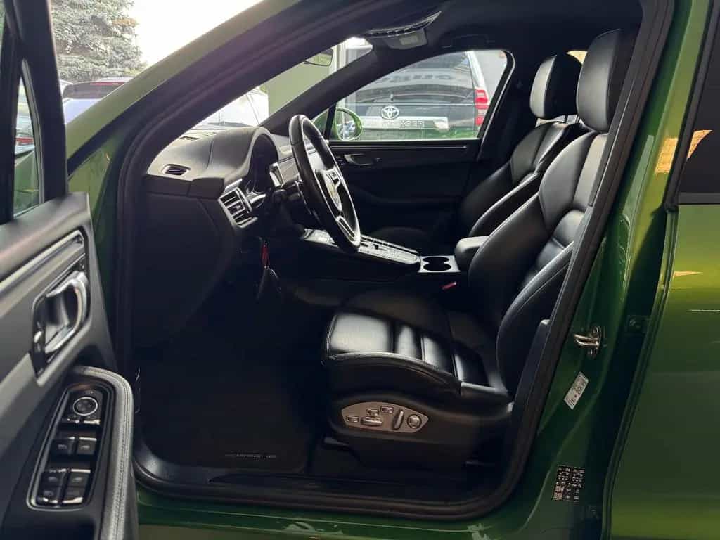 Porsche Macan Sport-Design-Paket 18-Wege Bose LED R20 01/2019-photo-6