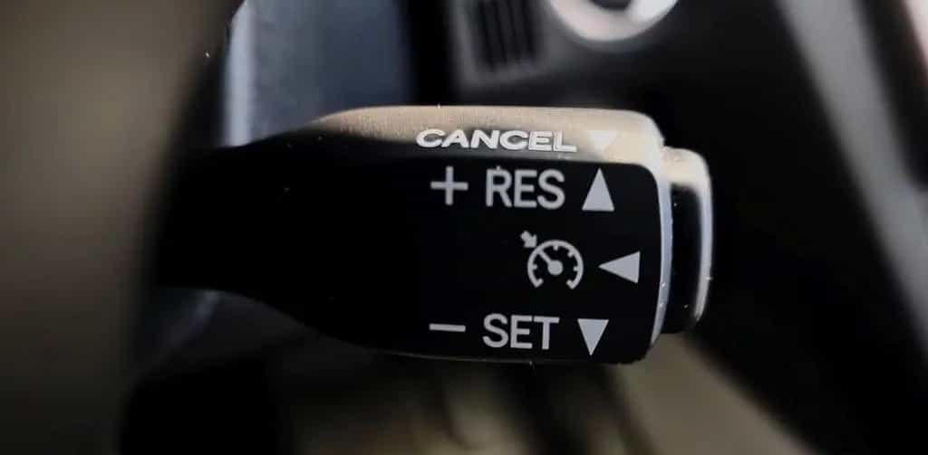 Toyota Avensis 1.8 Executive Automatik Navi Leder Xenon 12/2011-photo-13