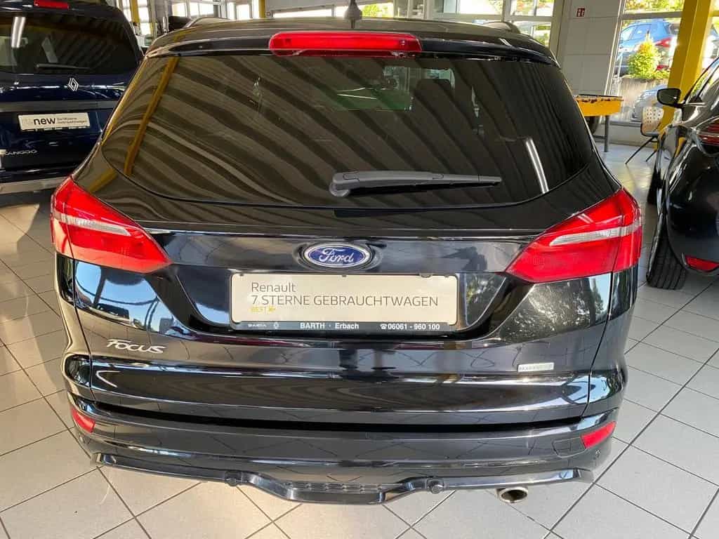 Ford Focus Turnier ST-Line EcoBoost 09/2017-photo-4