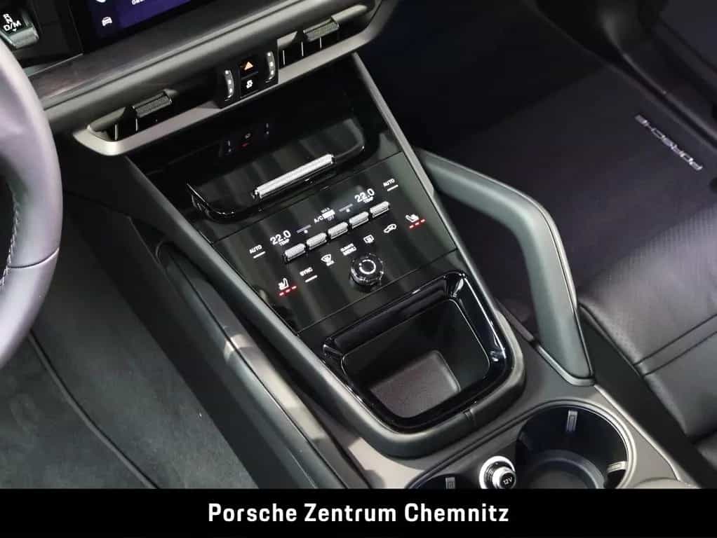 Porsche Cayenne Black Edition!;InnoDrive;Standheiz.;Head 09/2025-photo-13