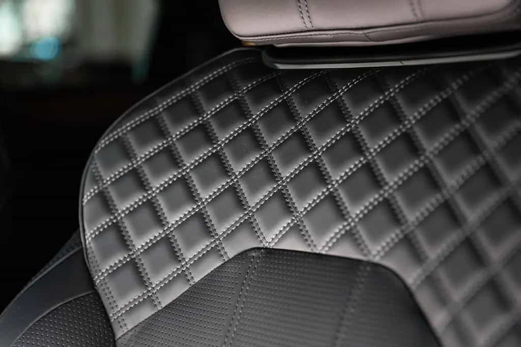 Bentley Bentayga V8 - Mulliner Driving Spec. 06/2021-photo-11