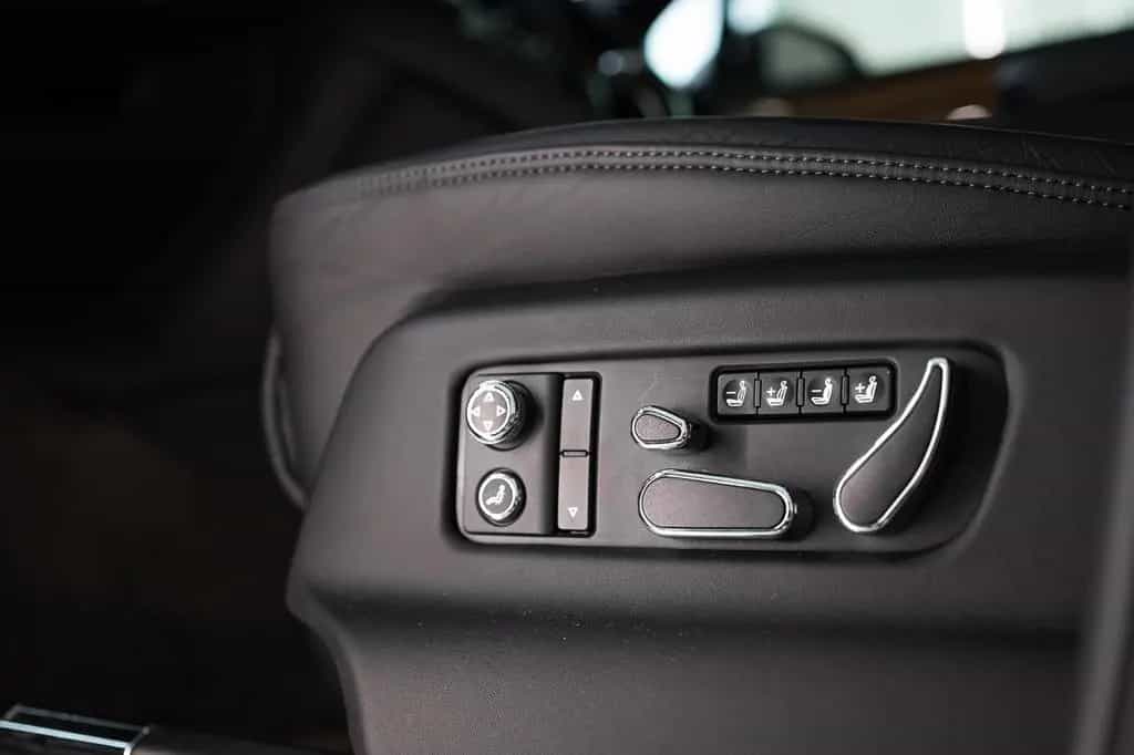 Bentley Bentayga V8 - Mulliner Driving Spec. 06/2021-photo-20
