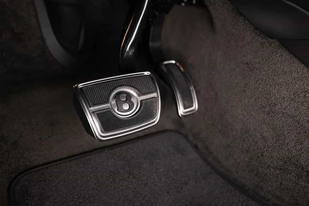 Bentley Bentayga V8 - Mulliner Driving Spec. 06/2021-photo-21