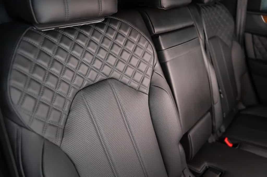 Bentley Bentayga V8 - Mulliner Driving Spec. 06/2021-photo-24