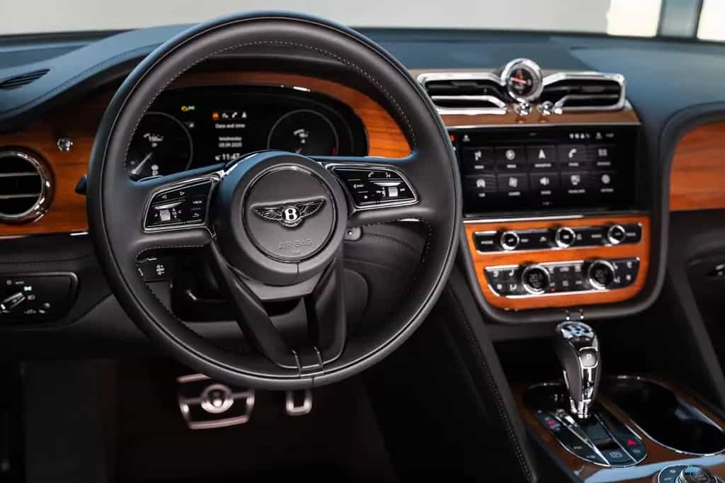 Bentley Bentayga V8 - Mulliner Driving Spec. 06/2021-photo-9