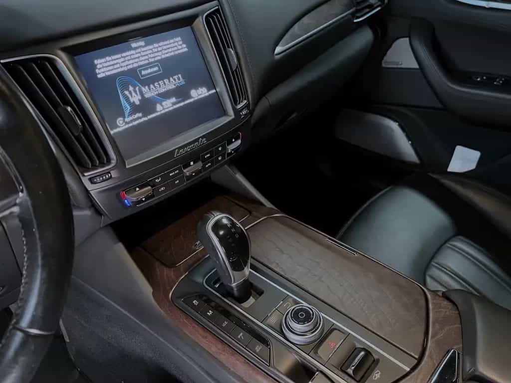 Maserati Levante SQ4*Vollausstattung* 08/2019-photo-12
