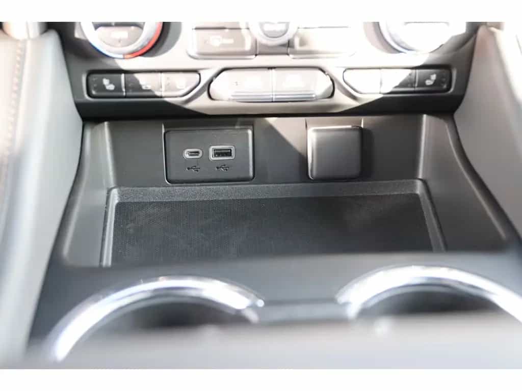 Chevrolet Tahoe High Country 6,2L /V8 09/2024-photo-14