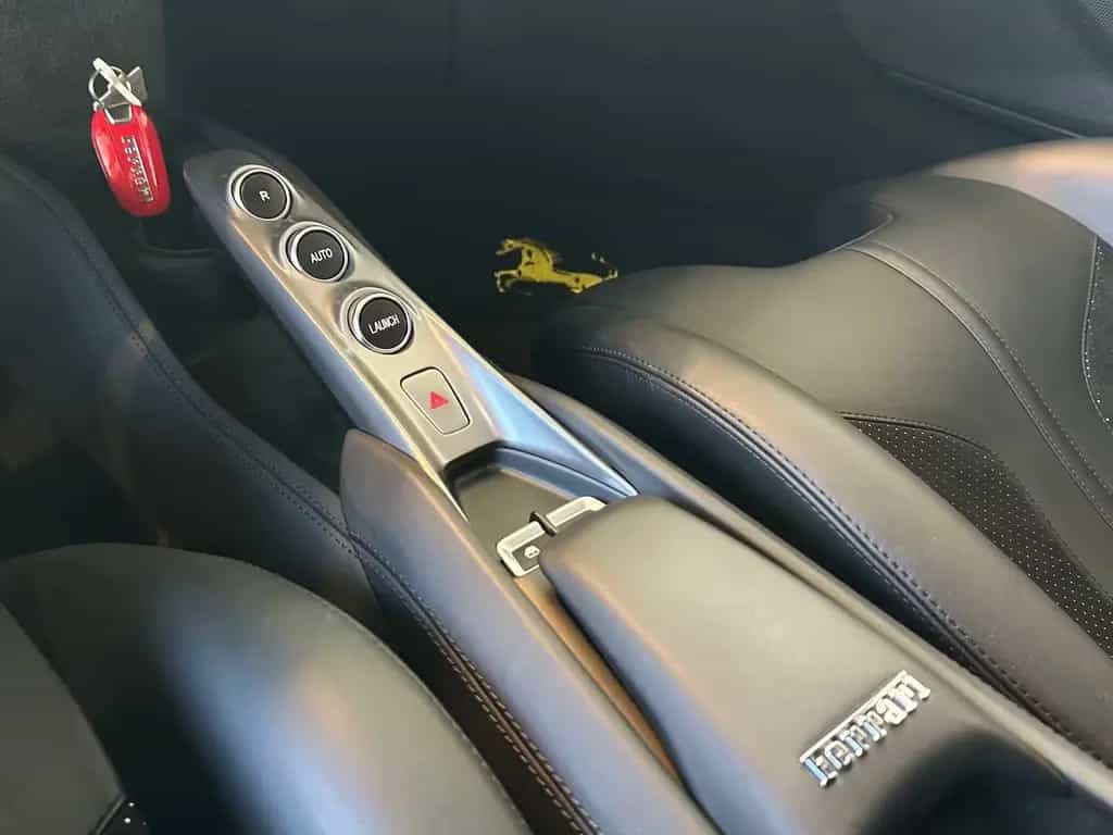 Ferrari F8 Tributo Racing|Lift|Carbon|Service neu|Garant 02/2021-photo-16