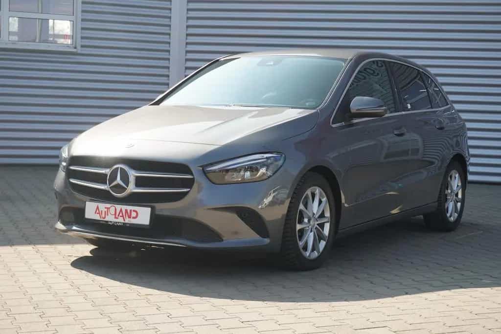 Mercedes-Benz B-Class Progressive LED AHK Navi Teilleder Kamera 03/2019-photo-1