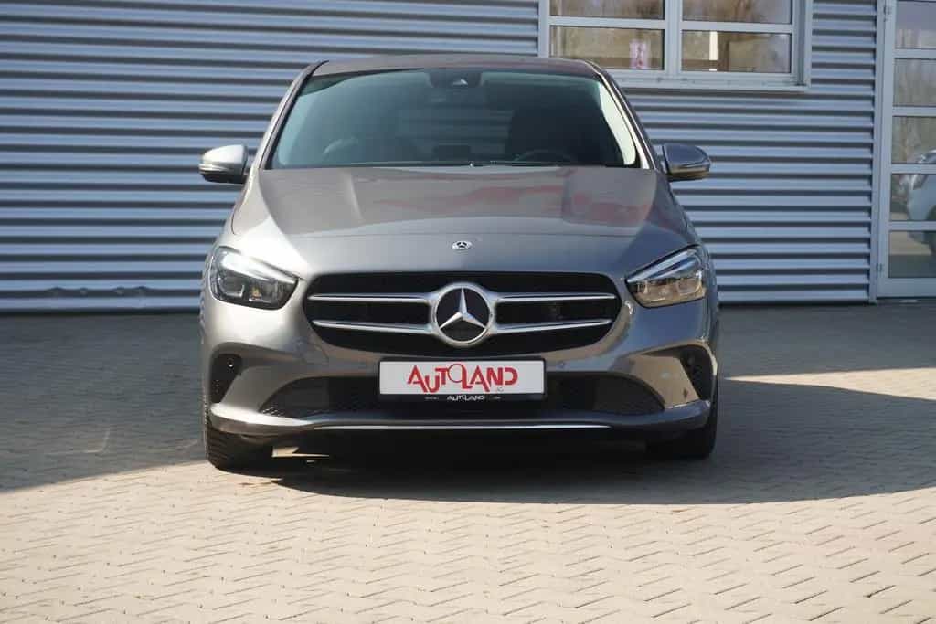 Mercedes-Benz B-Class Progressive LED AHK Navi Teilleder Kamera 03/2019-photo-2