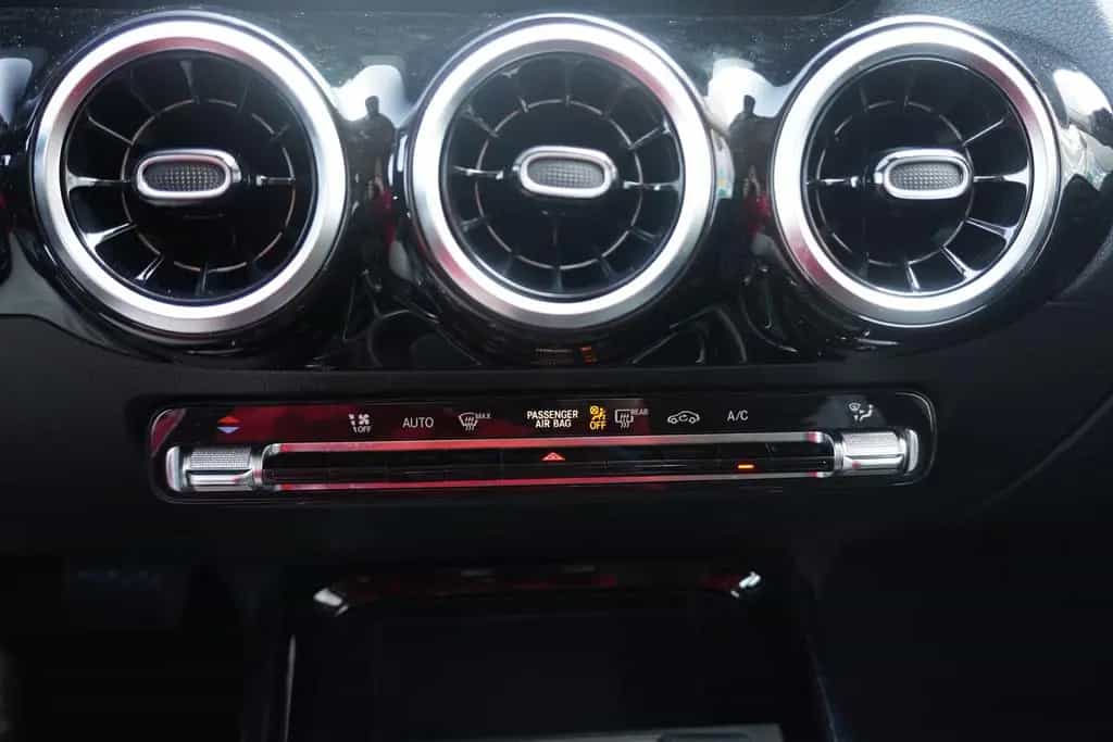 Mercedes-Benz B-Class Progressive LED AHK Navi Teilleder Kamera 03/2019-photo-26