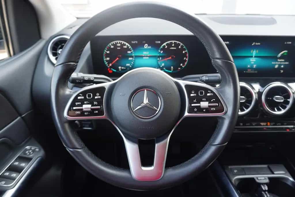 Mercedes-Benz B-Class Progressive LED AHK Navi Teilleder Kamera 03/2019-photo-28