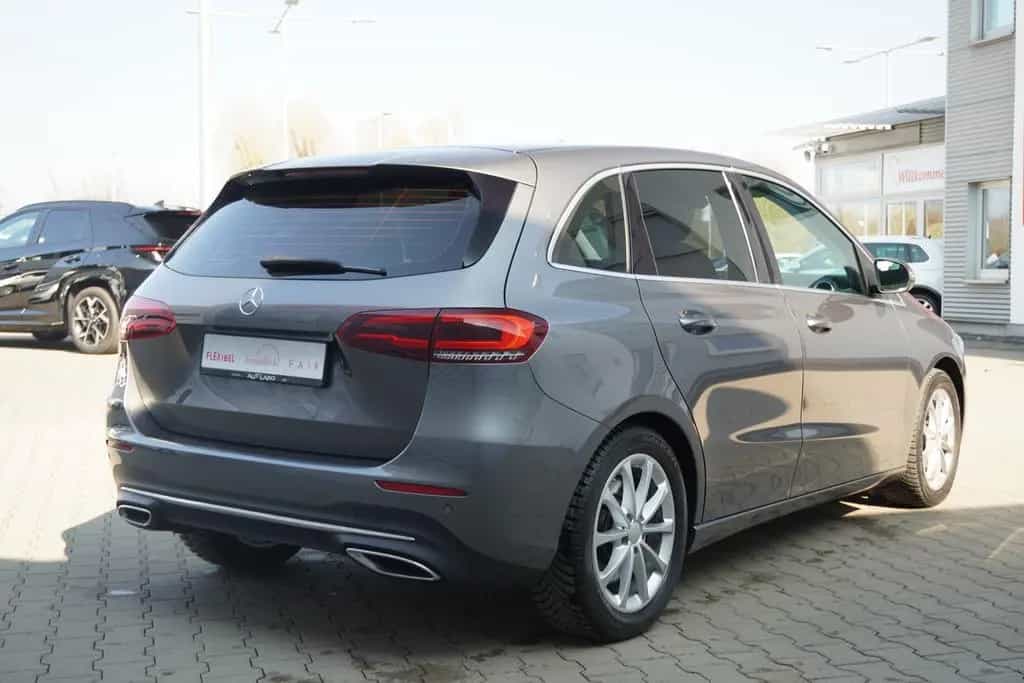 Mercedes-Benz B-Class Progressive LED AHK Navi Teilleder Kamera 03/2019-photo-5