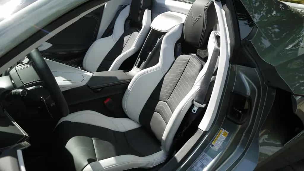 Corvette C8 LT3 Cabrio 70 Jahre Deutsche Erstauslieferung 08/2023-photo-12