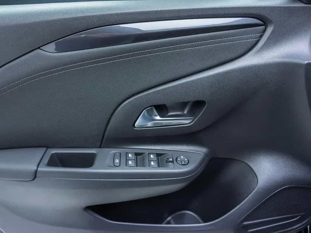 Opel Corsa F GS 1.2 Turbo Alu Navi Klima (43) 05/2024-photo-6