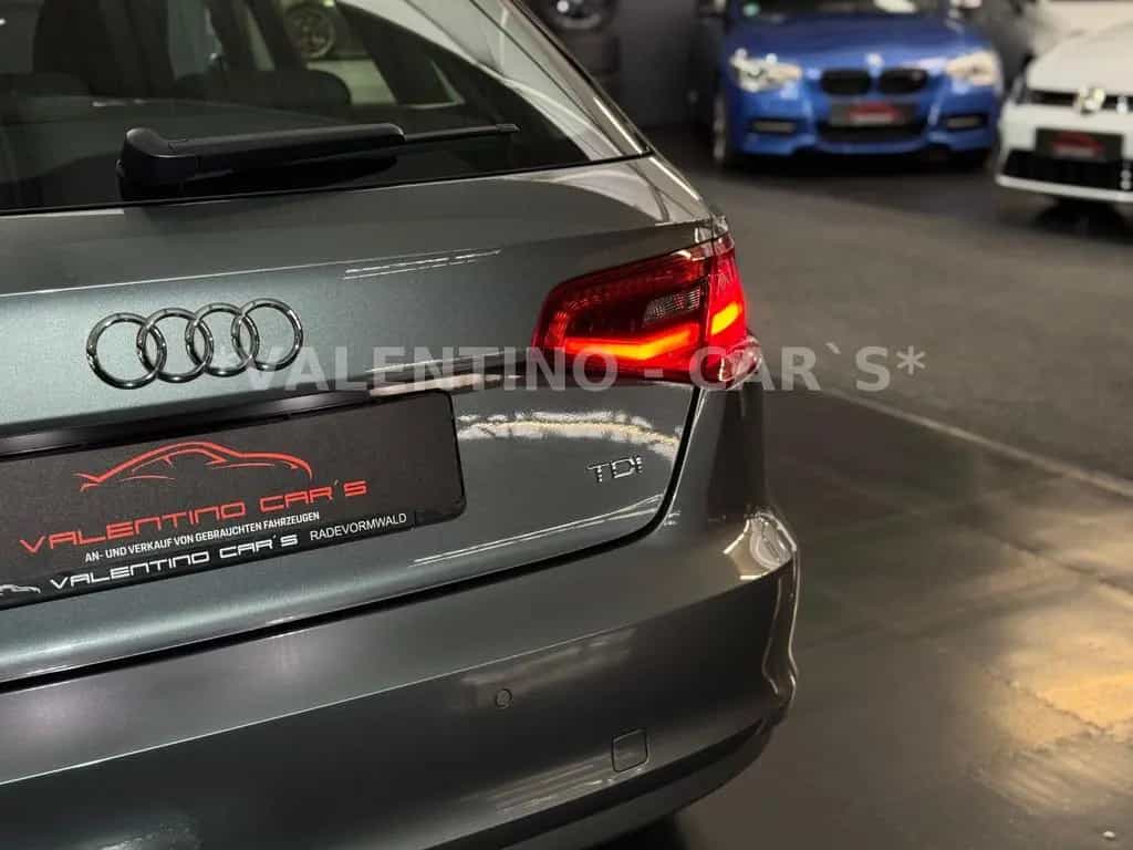 Audi A3 2.0 TDI Sportback/Navi/Shz/Temp/Pdc/BiXen/Ahk 01/2015-photo-25