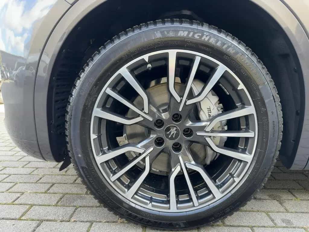 Maserati Grecale MY25 - 300PS - AWD - PANO - LED 10/2025-photo-6