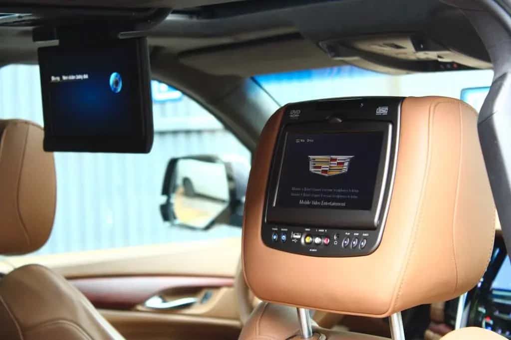 Cadillac Escalade GMT Platinum ESV 12/2017-photo-9