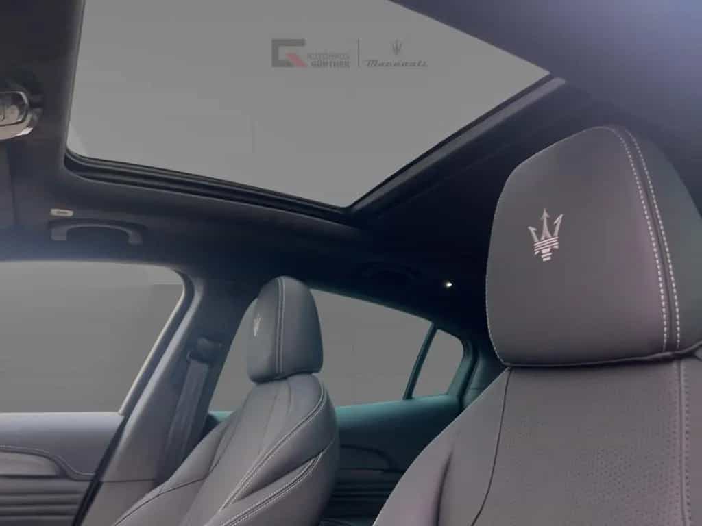 Maserati Grecale Modena / AWD / MY24 / Fahr.Paket PLUS / 06/2024-photo-17