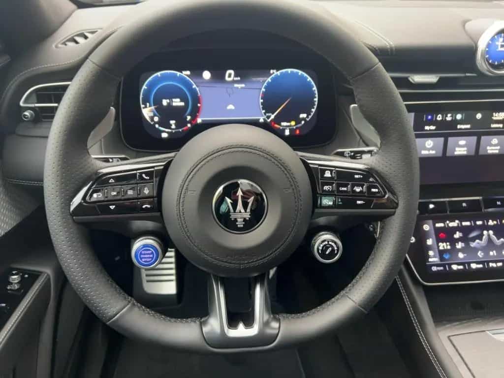 Maserati Grecale Modena / AWD / MY24 / Fahr.Paket PLUS / 06/2024-photo-9