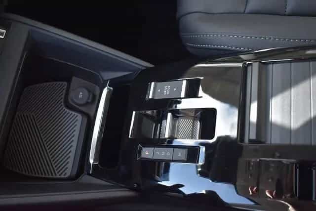 Citroën C4 Hybrid 145 Doppelkupplung 6-Gang MAX Allwette 01/2026-photo-11