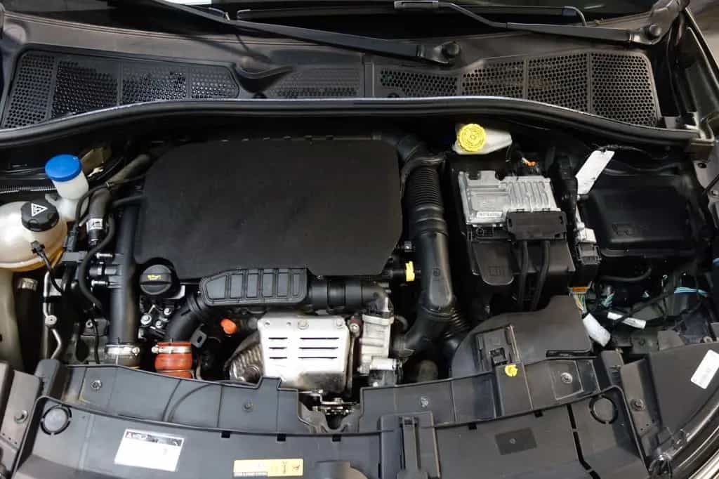 Citroën C4 Cactus Feel"Top Car" 04/2018-photo-39